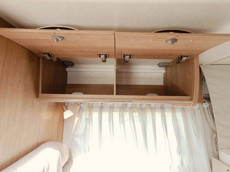 Hymer Exsis-i 674 Automat - Längsbett