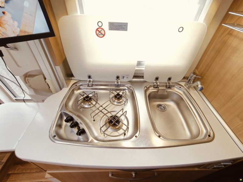 Hymer Exsis-i 674 Automat - Längsbett