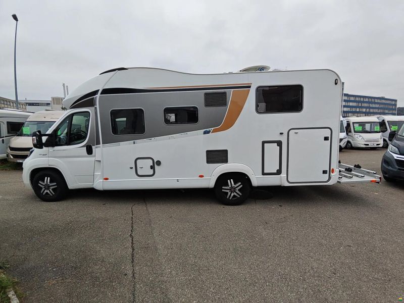 Bürstner Ixeo IT 726