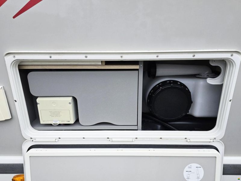 Challenger GRAPHITE 260 EDITION 2.3 AUTOMAT