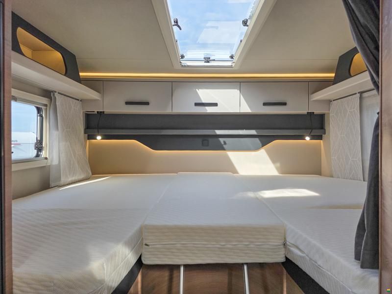 Knaus Live TI 650 MEG Platinum Selection