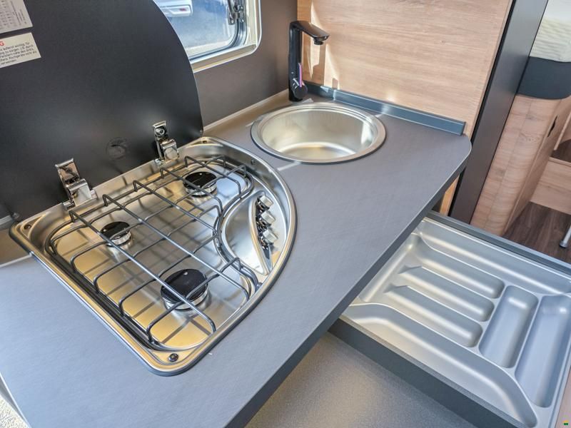 Knaus Live TI 650 MEG Platinum Selection