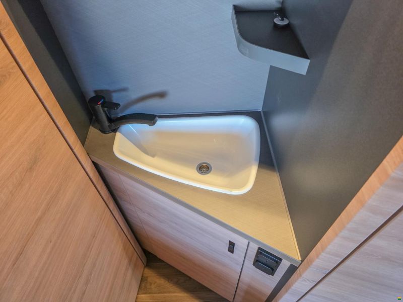 Knaus Live TI 650 MF Platinum Selection