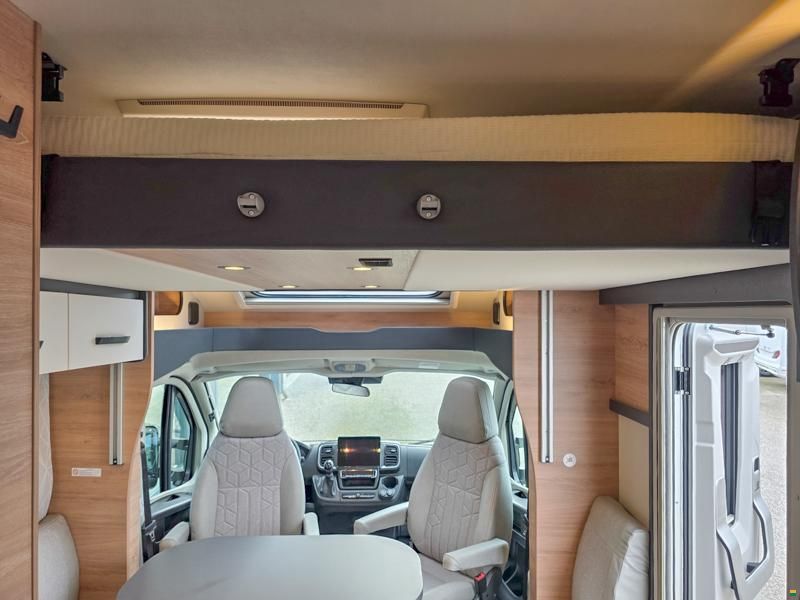 Knaus Live Wave 650 MEG Platinum Selection
