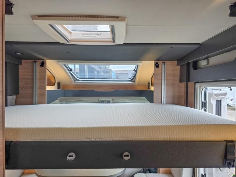 Knaus Live Wave 650 MEG Platinum Selection