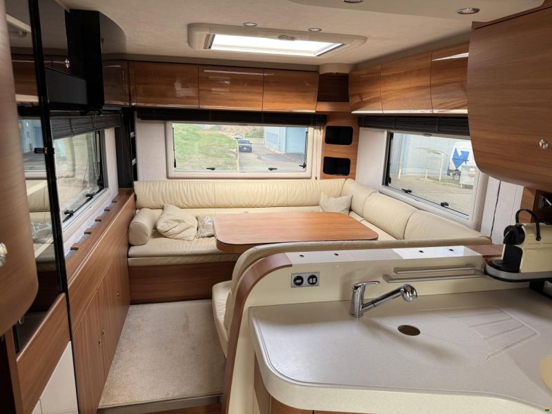 Concorde Carver 890 RRL