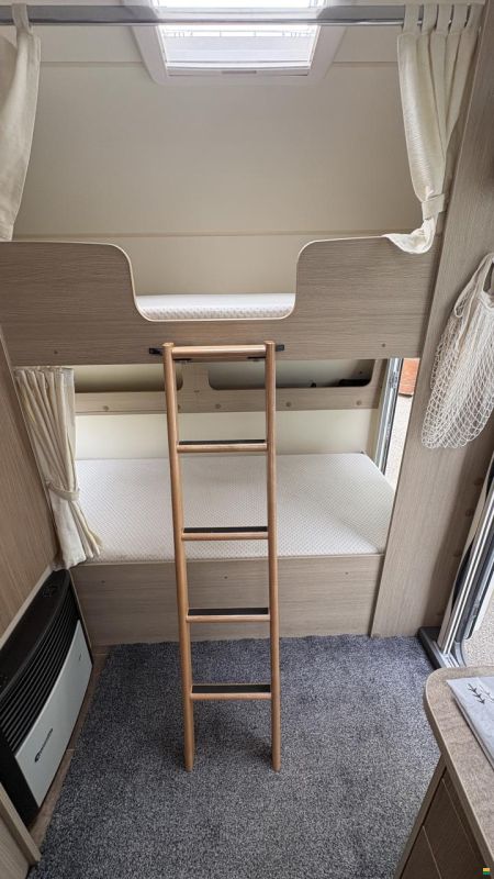 Bürstner Averso Plus 440 TK