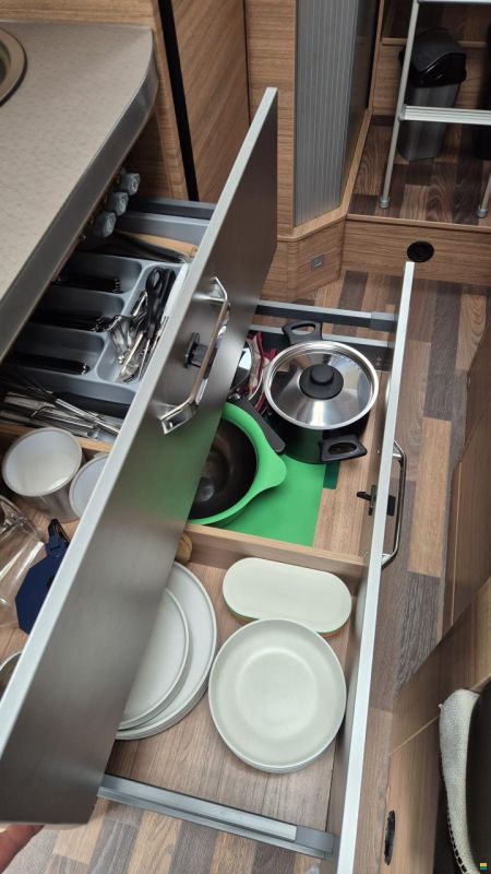 Weinsberg Cara Compact 600 MEG Pepper
