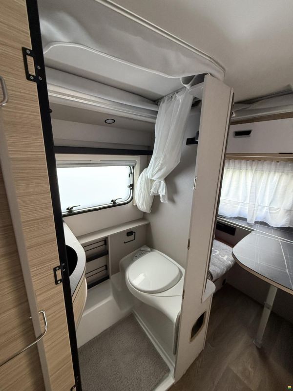 Eriba Touring 542