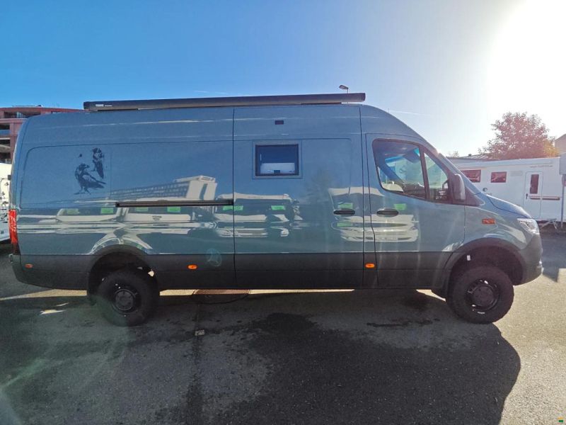 Mercedes Benz Sprinter W907 419 4x4