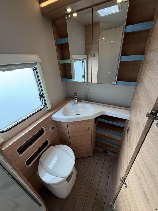 Knaus Südwind BLACK SELECTION 580 QS