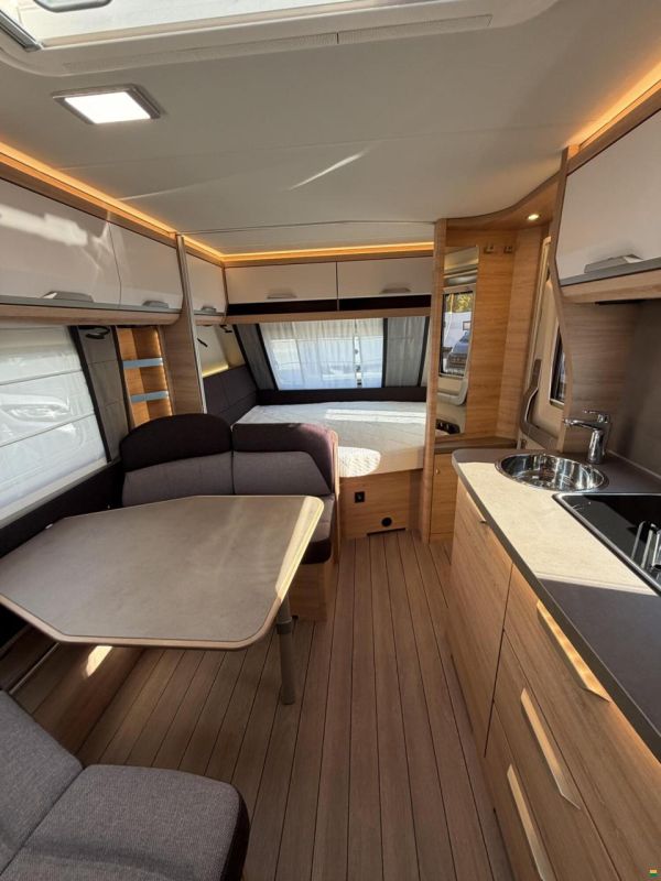 Knaus Südwind BLACK SELECTION 580 QS