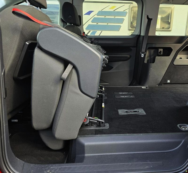 Volkswagen CADDY CALIFORNIA SPIRIT 2.0 TDI DSG