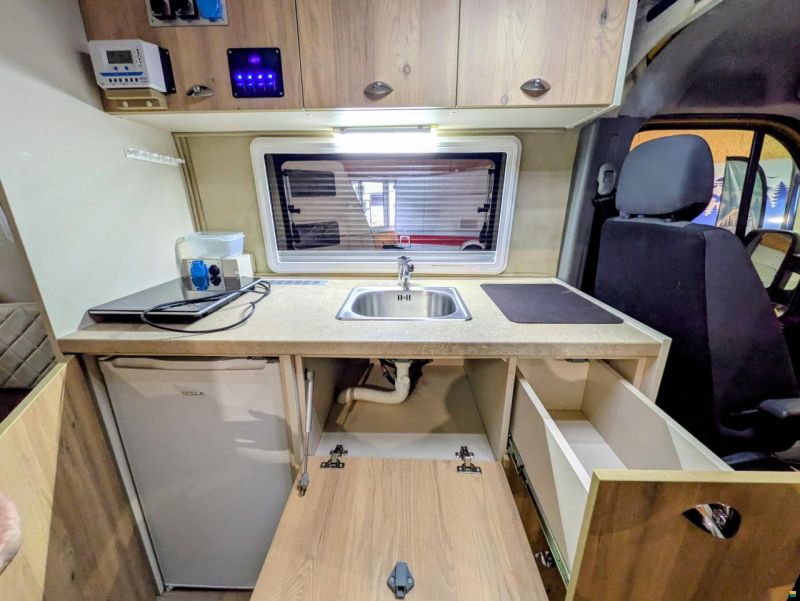 Renault Master Adventure Edition
