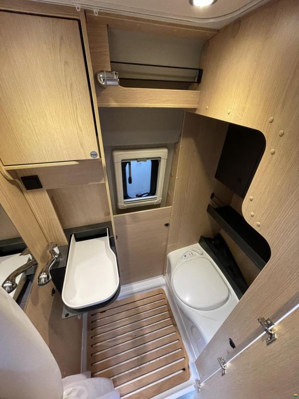 Sunlight Vanlife 540