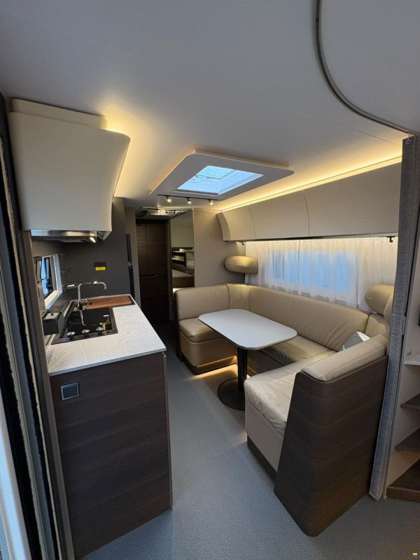 Adria Alpina 663 PT