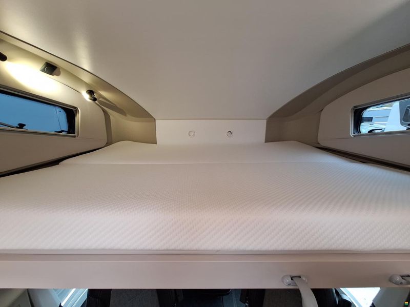 Adria Coral XL Select 660 SL