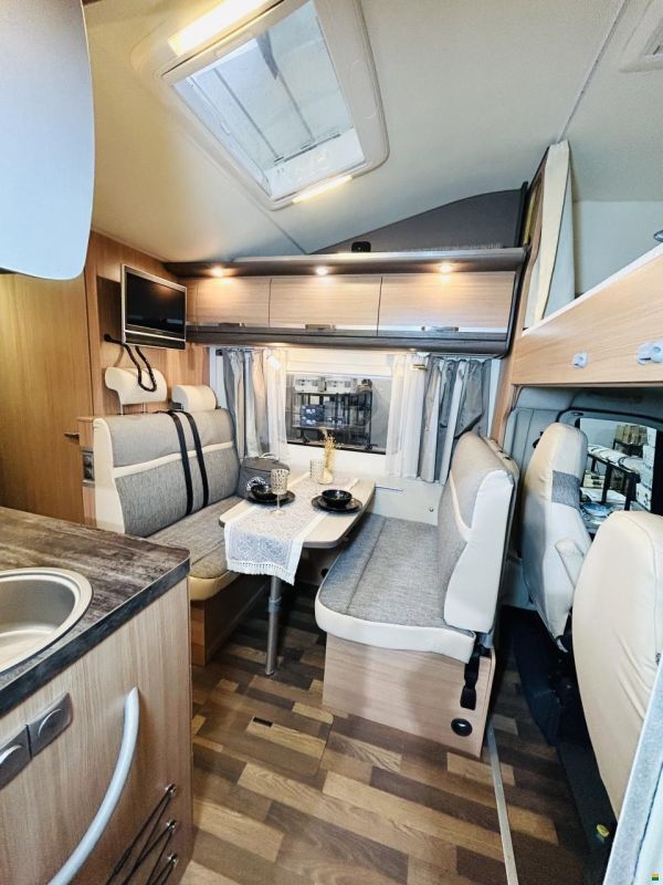 Knaus Sky Traveler