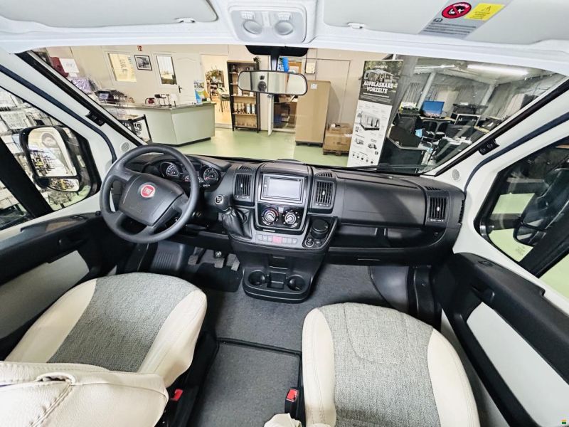 Knaus Sky Traveler