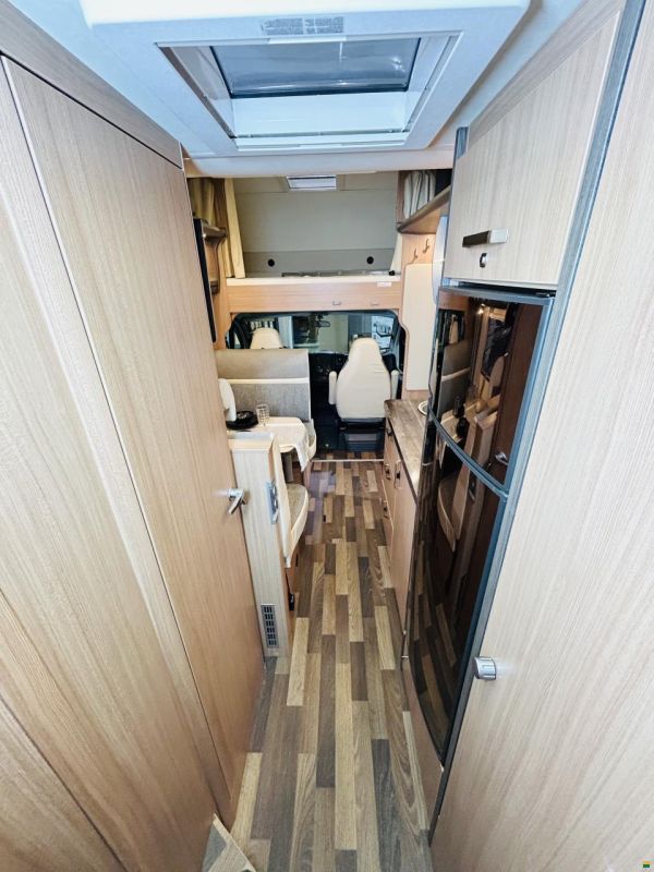 Knaus Sky Traveler