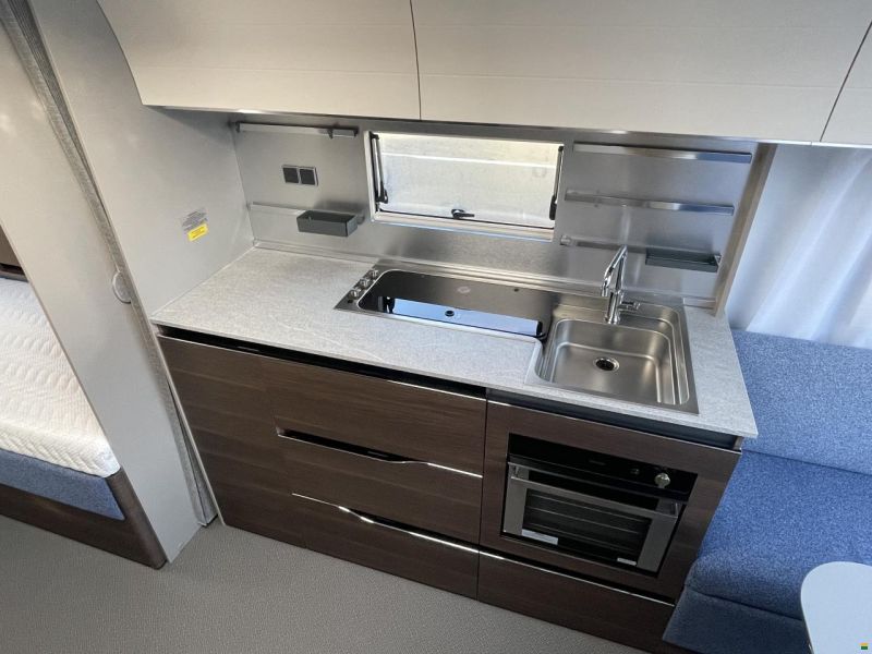 Adria Alpina 613 UT