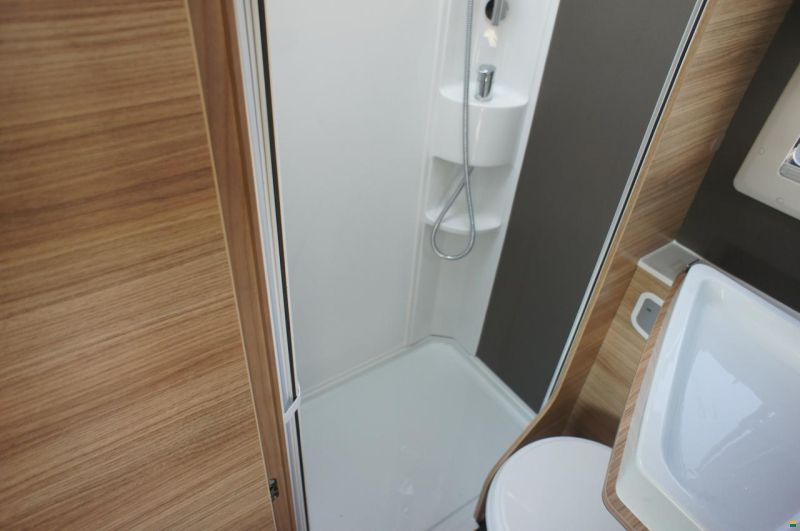 Adria Sonic Axess I 600 SL