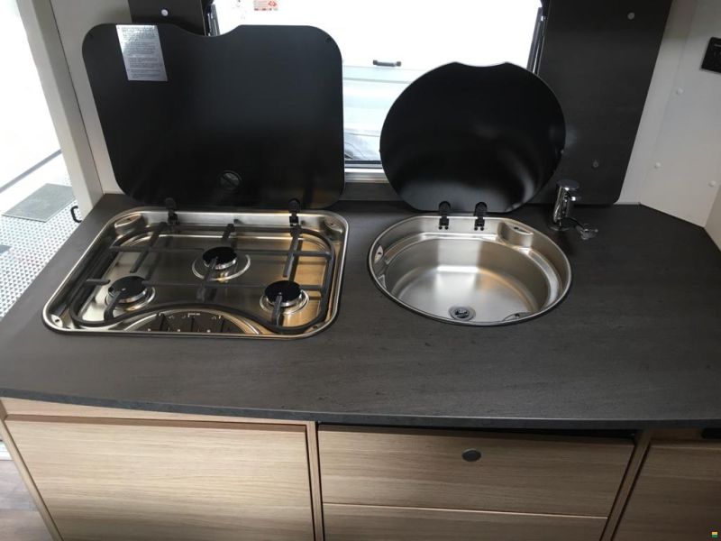 Sunlight A68 4-6 Plätze