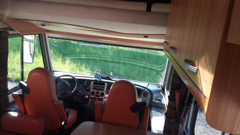 Niesmann-Bischoff Flair 7100i