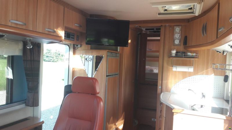 Niesmann-Bischoff Flair 7100i