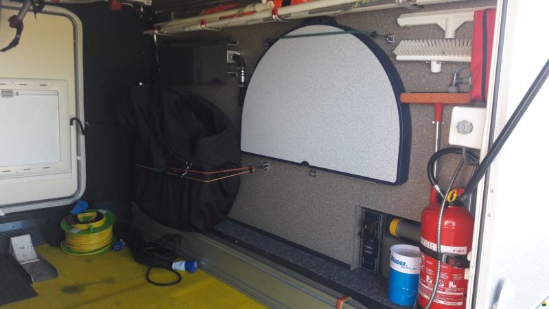 Niesmann-Bischoff Flair 7100i