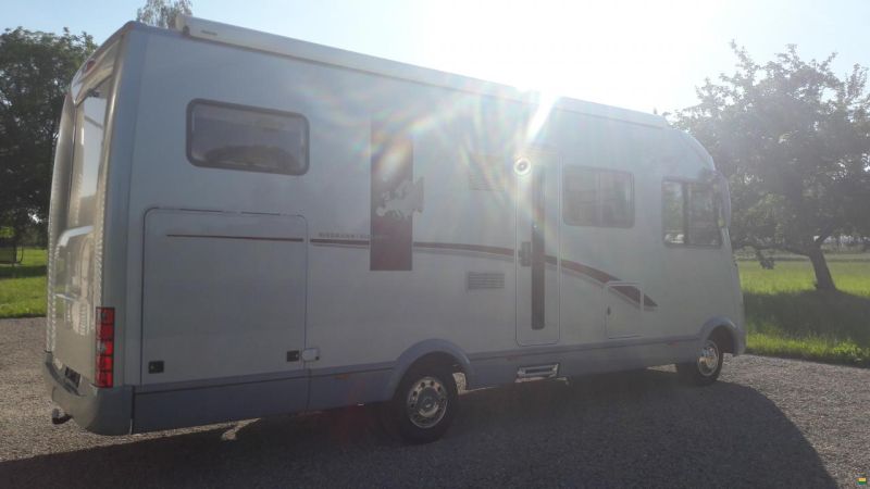 Niesmann-Bischoff Flair 7100i