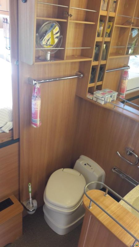 Niesmann-Bischoff Flair 7100i