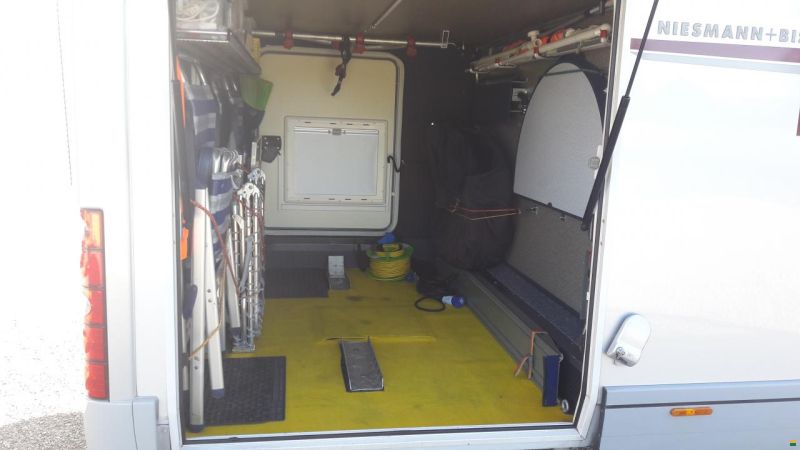 Niesmann-Bischoff Flair 7100i