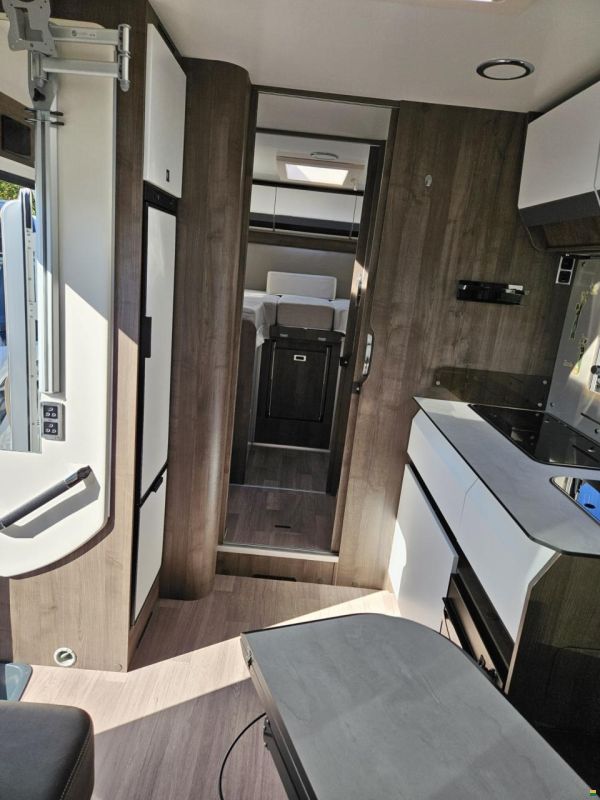 Benimar Amphitryon 967