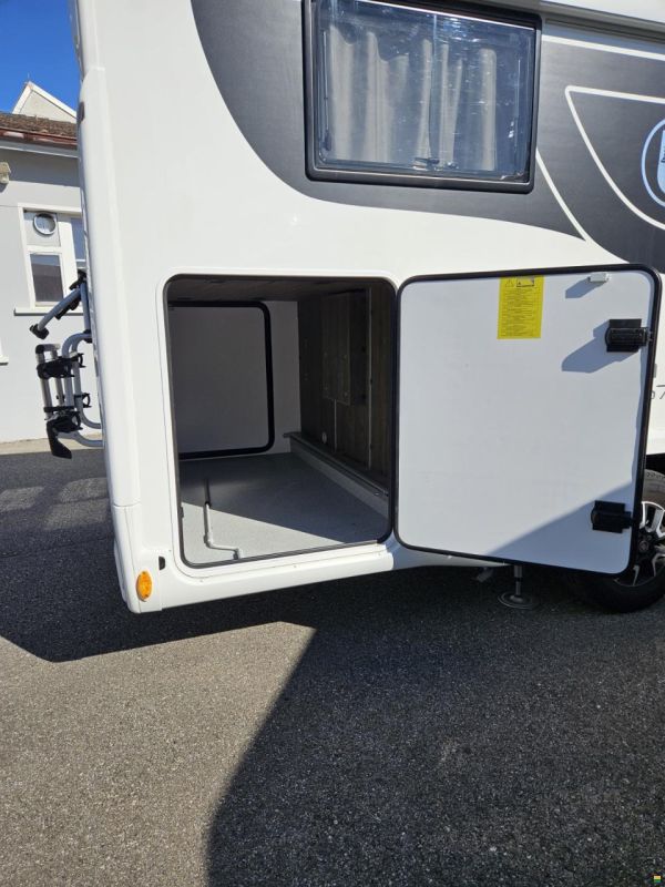 Benimar Amphitryon 967