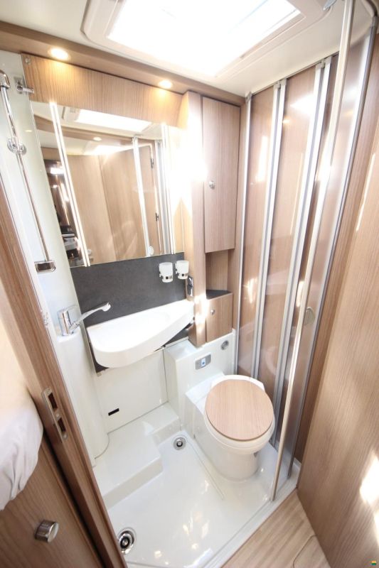 Carthago c-tourer I 141 LE