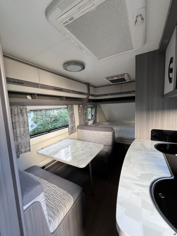 Hobby ONTOUR 470 KMF