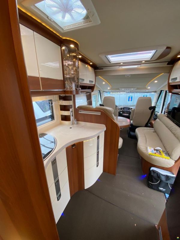 Carthago chic e-line I 61 XL LE