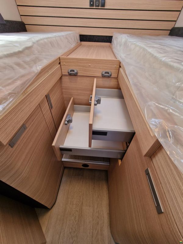 Hobby Optima T75 HGE De Luxe