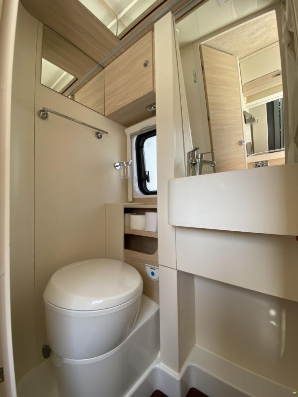 Eura Mobil Van 635 HB