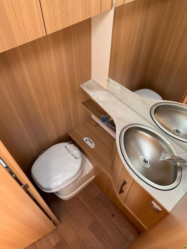 LMC Style Travel 490 K