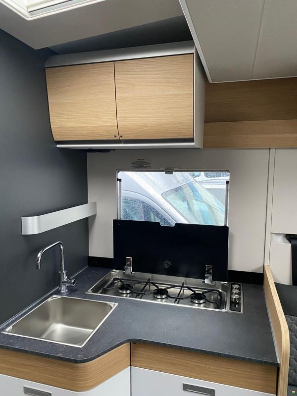 Adria MATRIX 670 DL plus