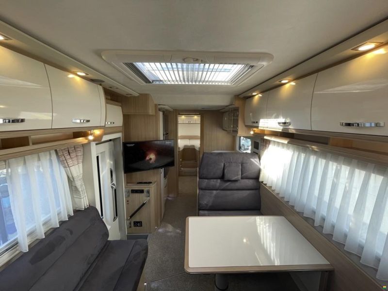Phoenix Maxi Alkoven 8800 BML