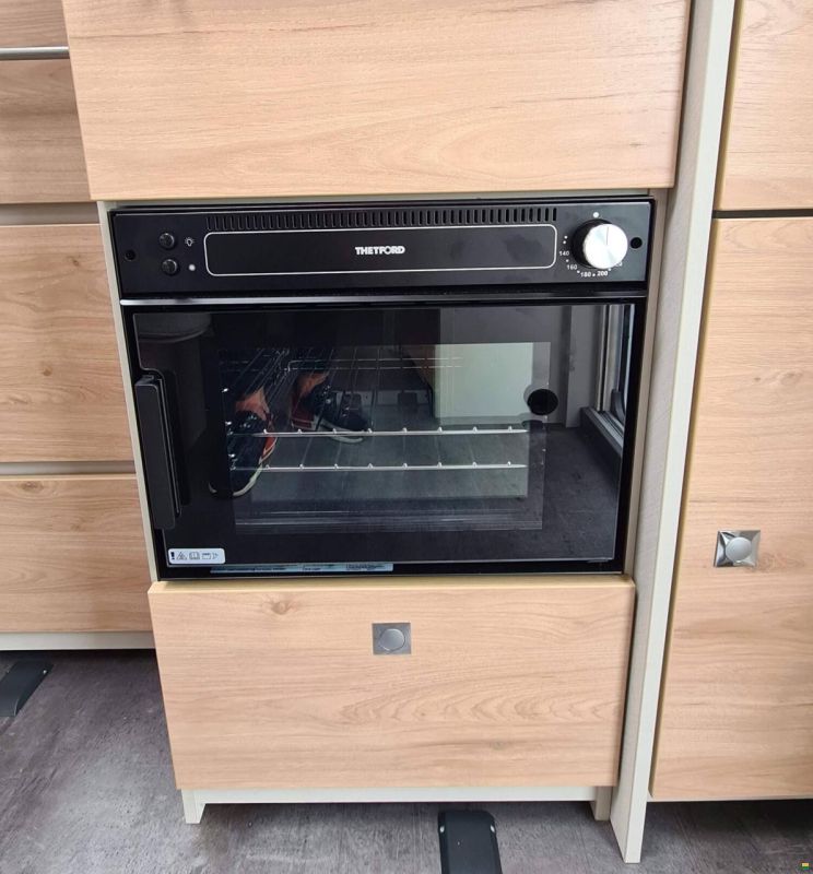 Dethleffs Nomad 490 BLF