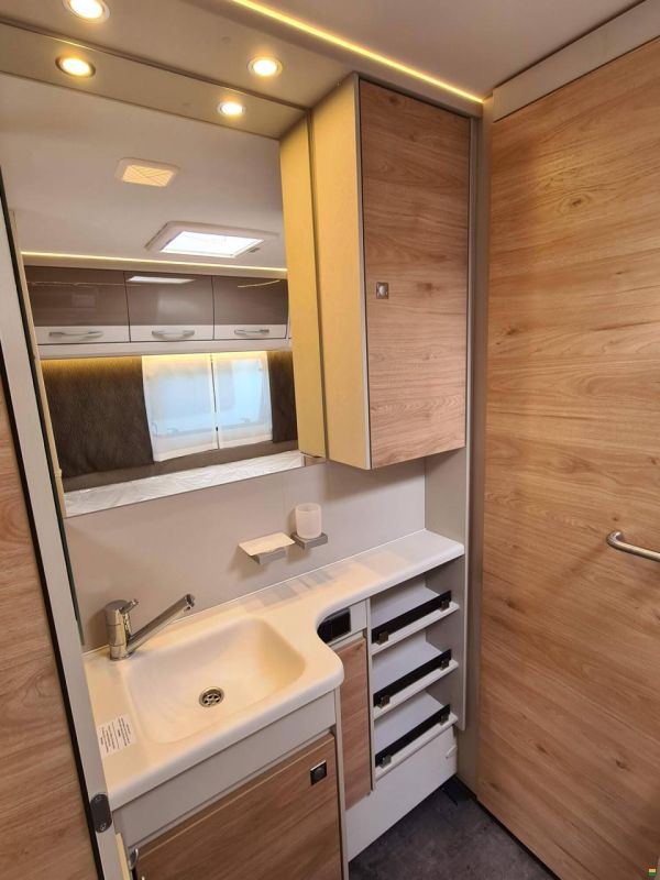 Dethleffs Nomad 490 BLF