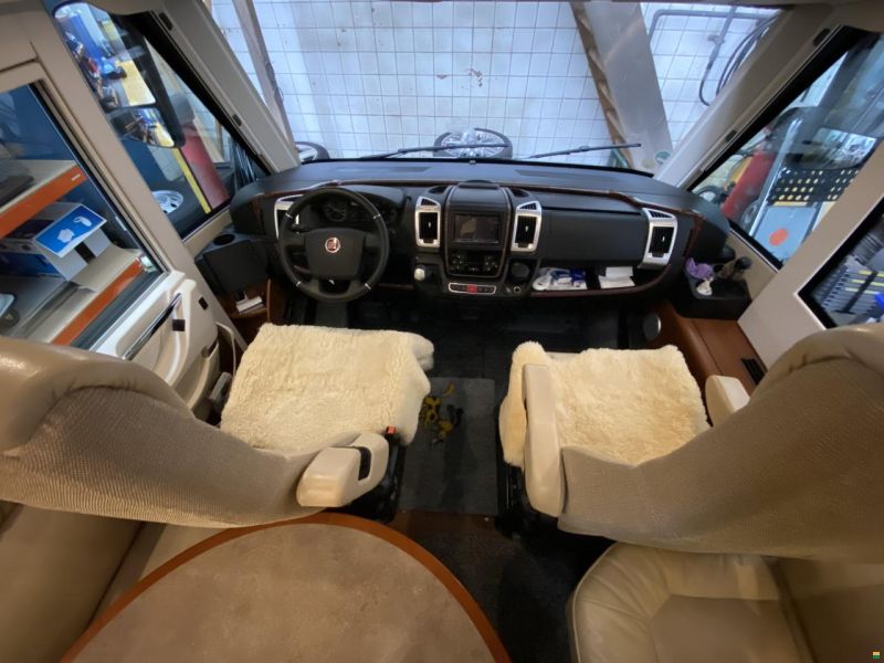 Carthago chic e-line I47 yachting