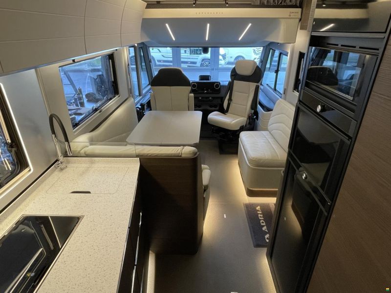 Adria Supersonic 890 LL