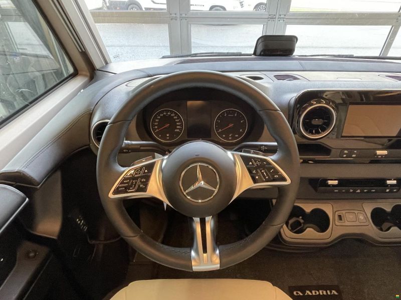 Adria Supersonic 890 LL