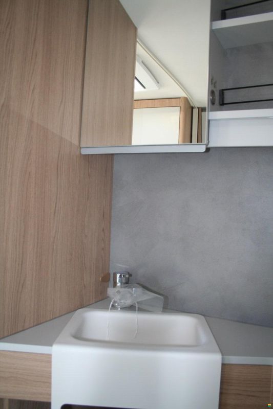 Dethleffs Aero 470 FR