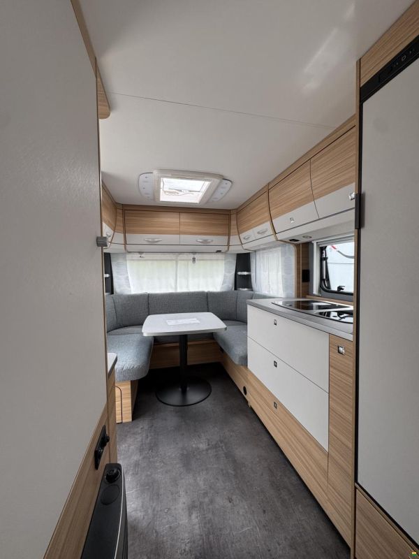 Dethleffs Camper 470 FR